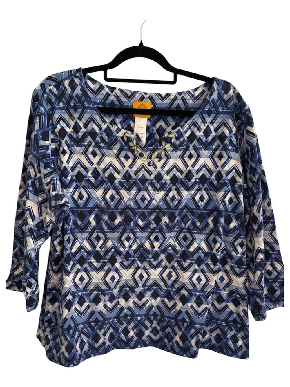 XL Ruby Rd. Blue & White Geometric 3/4 Sleeve Top with Neck Charm